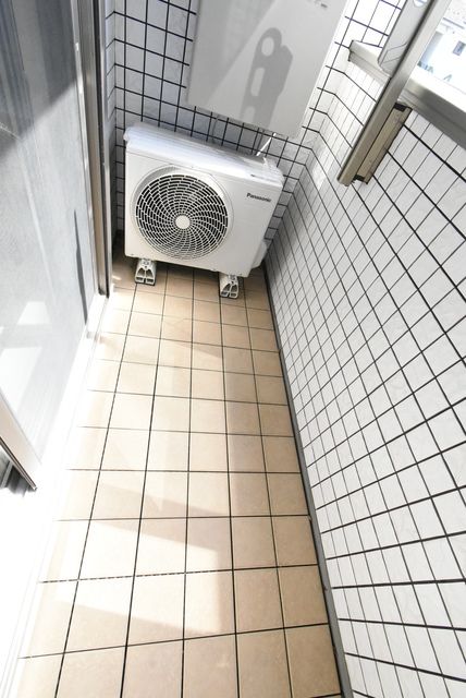 ��ʌ��������܎s������厚�������̃}���V�����̃o���R�j�[