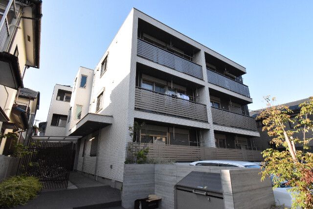 ��ʌ�����s������S����7-33�̃}���V�����̌����O��