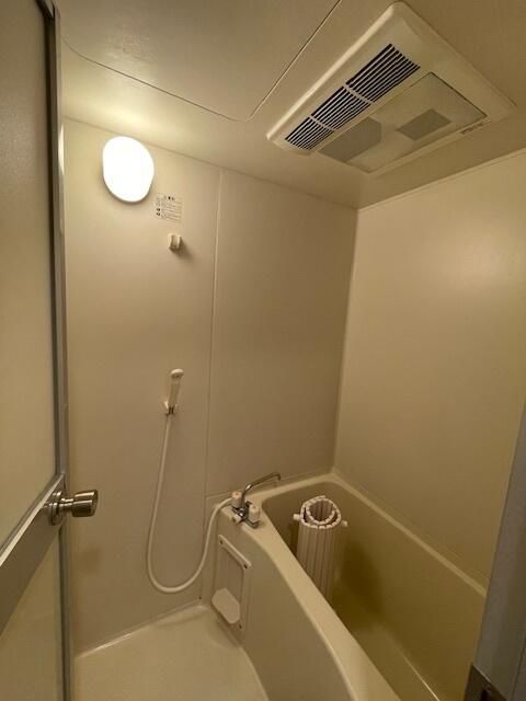 ��ʌ��������܎s��{����ؒ��S���ڂ̃}���V�����̃o�X