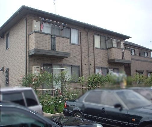 ��ʌ��������܎s�����攪���q�R���ڂ̃A�p�[�g�̒��ԏ�