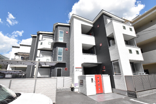 ��ʌ�����s������S���ڂ̃A�p�[�g�̌����O��