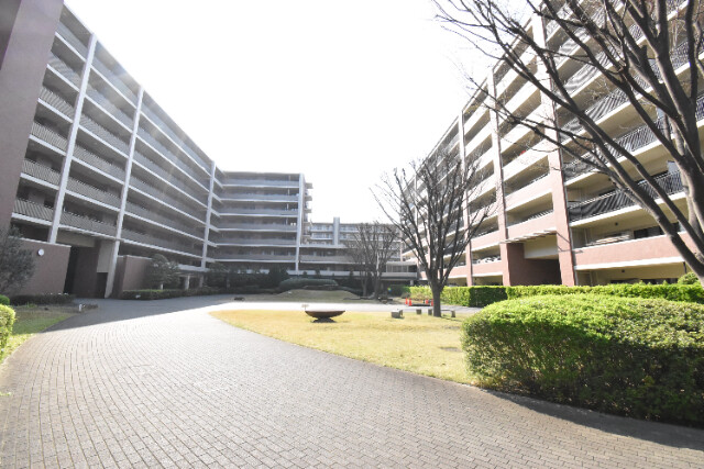 ��ʌ��z�J�s�厚�����̃}���V�����̂��̑�