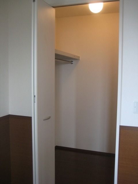 ��ʌ��������܎s�΋擹�c�y�Q���ڂ̃A�p�[�g�̂��̑�