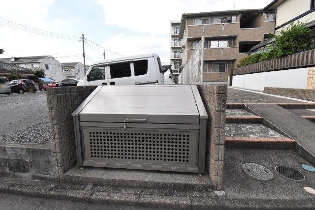 ��ʌ��������܎s�΋擹�c�y�Q���ڂ̃A�p�[�g�̂��̑�