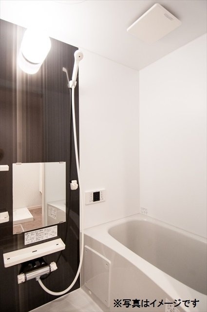 ��ʌ��������܎s���搼��{�R���ڂ̃A�p�[�g�̃o�X