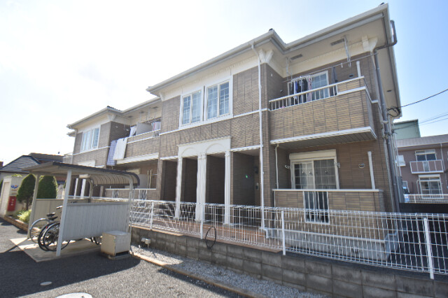 ��ʌ��k�����S�ɓޒ��厚�����̃A�p�[�g�̌����O��