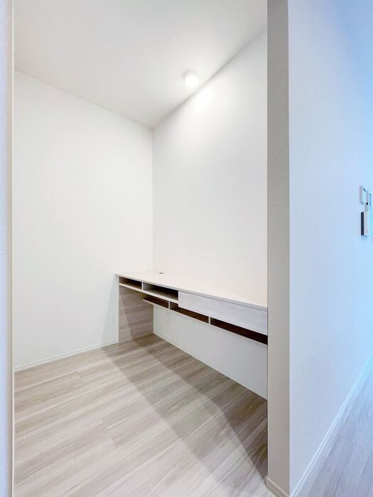 ��ʌ��������܎s�k��{�����P���ڂ̃A�p�[�g�̂��̑������E�X�y�[�X