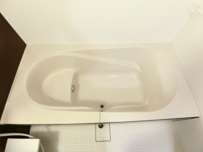 ��ʌ��z�J�s���C�N�^�E���U���ڂ̃A�p�[�g�̃o�X