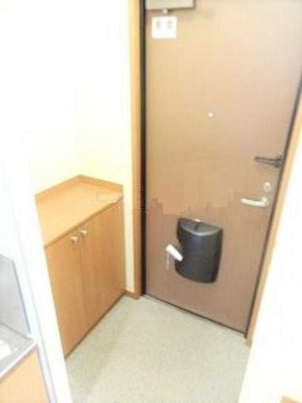 ��ʌ��������܎s�Y�a���؍�R���ڂ̃A�p�[�g�̌���