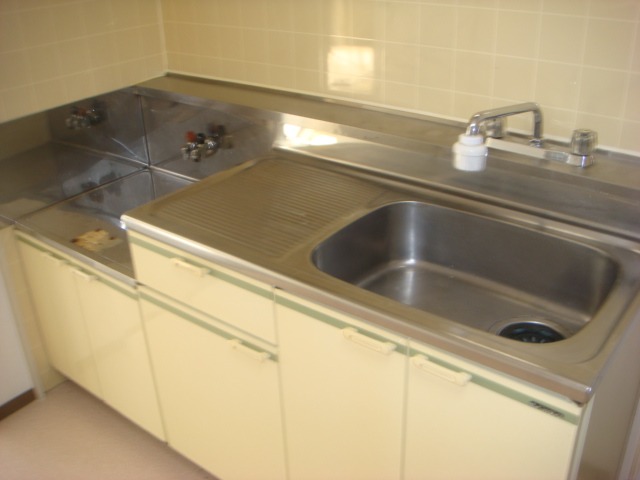 ��ʌ��������܎s�Y�a��̉ƂU���ڂ̃}���V�����̃L�b�`��