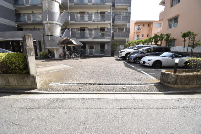 ��ʌ��������܎s�Y�a���ՂP�O���ڂ̃}���V�����̃G���g�����X