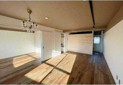 ��ʌ��������܎s�΋擌�Y�a�V���ڂ̃}���V�����̋��ԁE���r���O