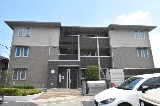 ��ʌ��������܎s�k��y�C���Q����64-6�̃A�p�[�g�̌����O��