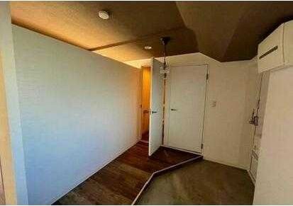 ��ʌ��������܎s�΋擌�Y�a�V���ڂ̃}���V�����̌���