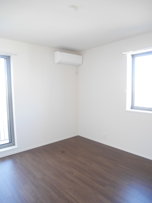 ��ʌ��������܎s��{��y�蒬�R���ڂ̃}���V�����̋��ԁE���r���O