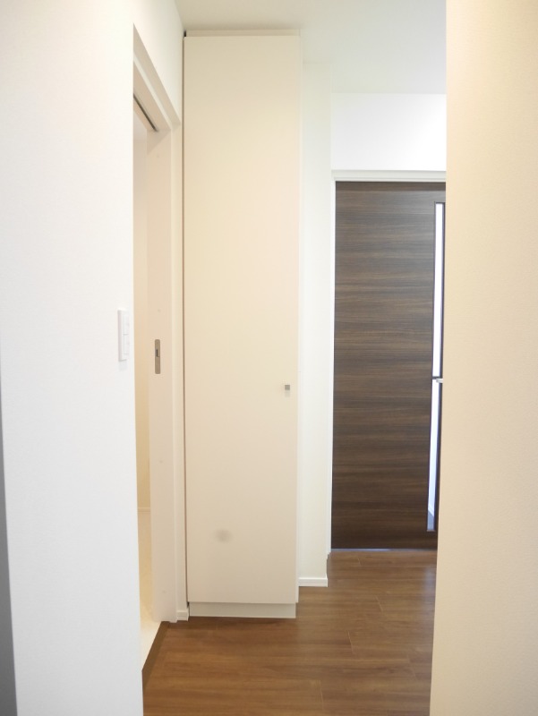 ��ʌ��������܎s��{��y�蒬�R���ڂ̃}���V�����̌���