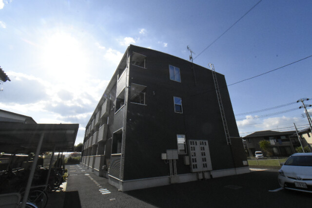 ��ʌ������s���v��̃A�p�[�g�̂��̑�