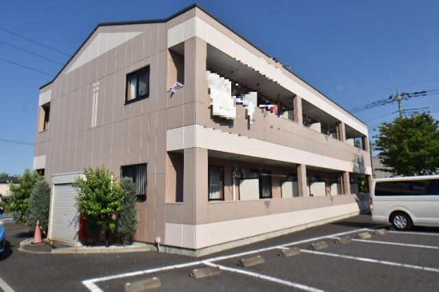 ��ʌ��@�c�s�֎R�S����2-40�̃A�p�[�g�̌����O��