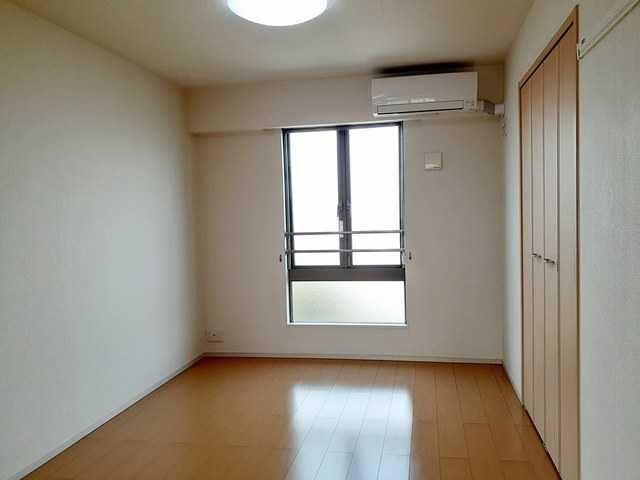 ��ʌ������s���v��̃A�p�[�g�̂��̑������E�X�y�[�X