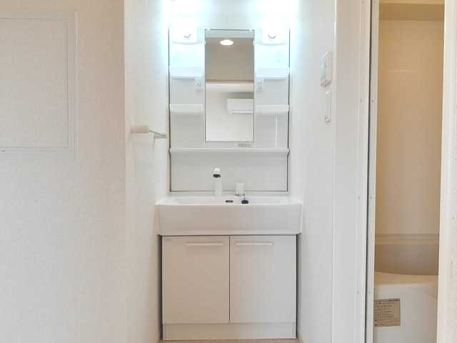 ��ʌ������s���v��̃A�p�[�g�̐��ʏ�