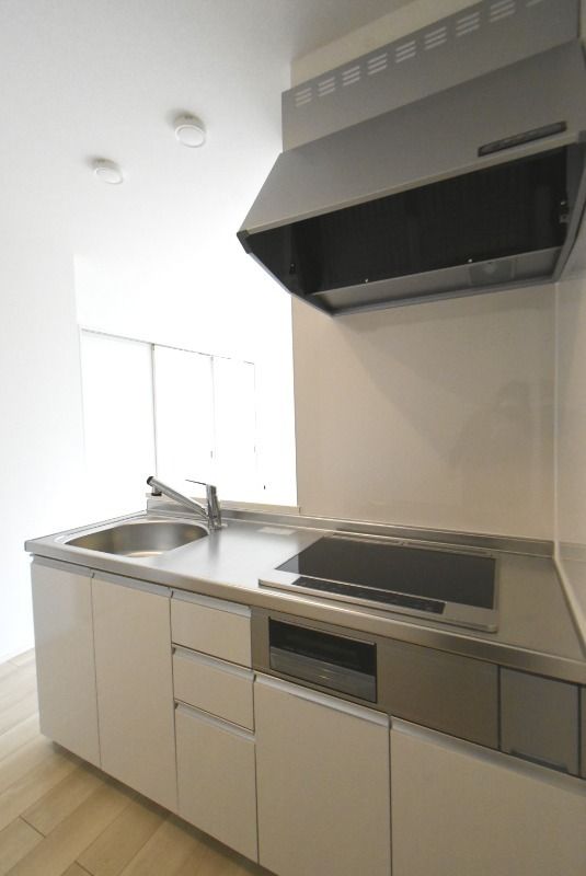 ��ʌ��@�c�s�Β��R���ڂ̃A�p�[�g�̃L�b�`��