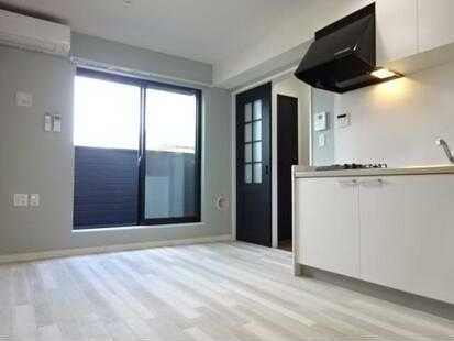 ��ʌ�����s�����P���ڂ̃A�p�[�g�̋��ԁE���r���O