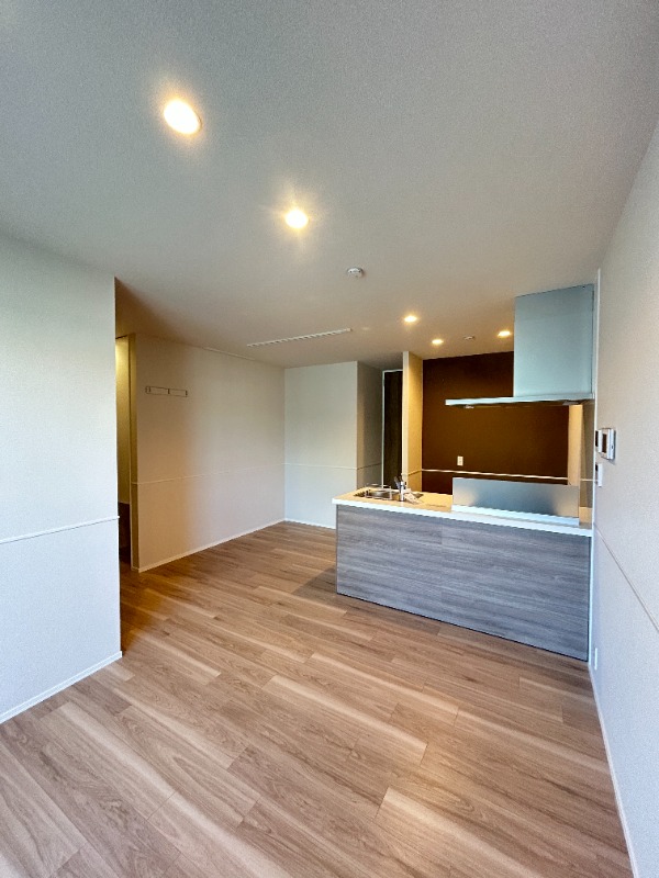 ��ʌ��������܎s�Y�a��k�Y�a�P���ڂ̃}���V�����̋��ԁE���r���O