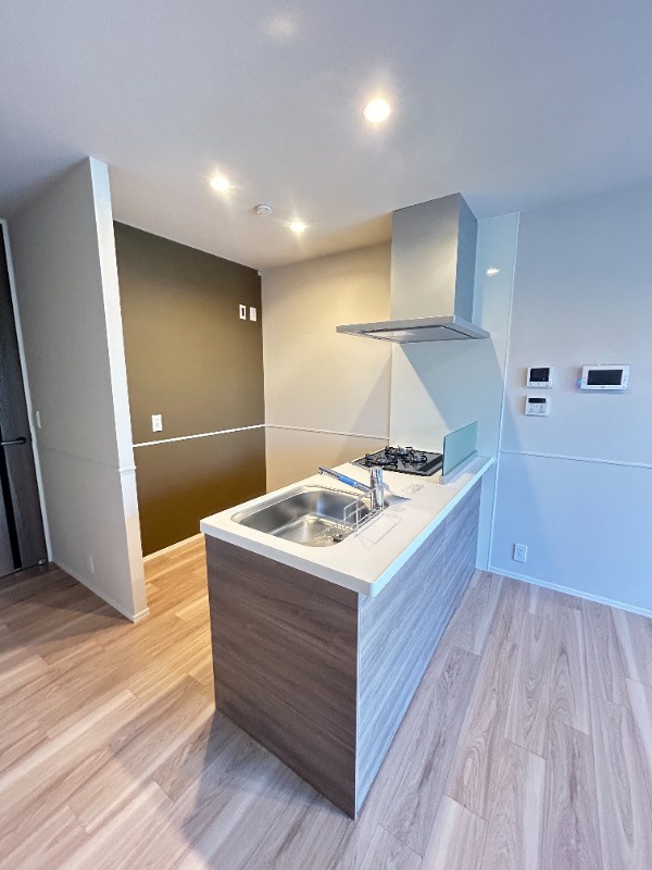 ��ʌ��������܎s�Y�a��k�Y�a�P���ڂ̃}���V�����̃L�b�`��