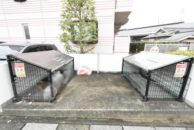 ��ʌ��k�����S�ɓޒ��w���P���ڂ̃}���V�����̂��̑�