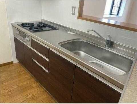 ��ʌ��������܎s�Y�a��j���J�R���ڂ̃}���V�����̃L�b�`��