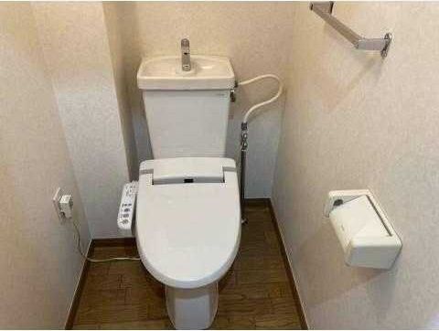 ��ʌ��������܎s�Y�a��j���J�R���ڂ̃}���V�����̃g�C��