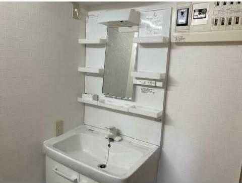 ��ʌ��������܎s�Y�a��j���J�R���ڂ̃}���V�����̐��ʏ�