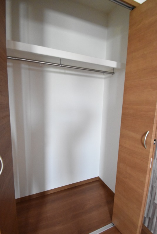 ��ʌ�����s�厚�ԎR�̃A�p�[�g�̎��[