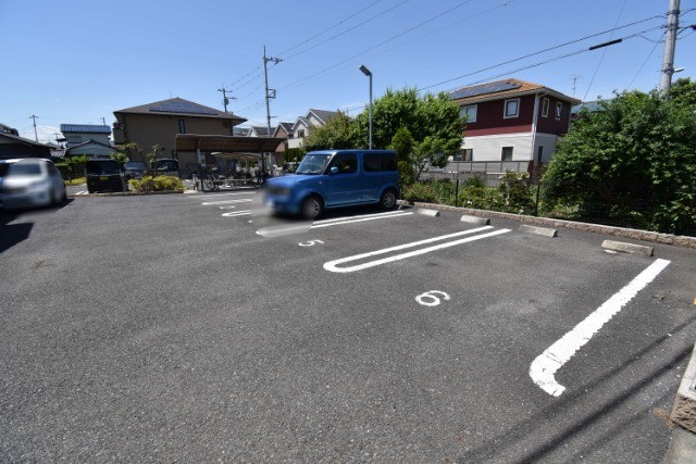 ��ʌ��������܎s����O���U���ڂ̃A�p�[�g�̒��ԏ�