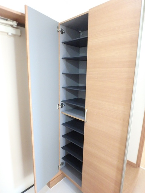 ��ʌ��������܎s��{��㏬���̃A�p�[�g�̎��[