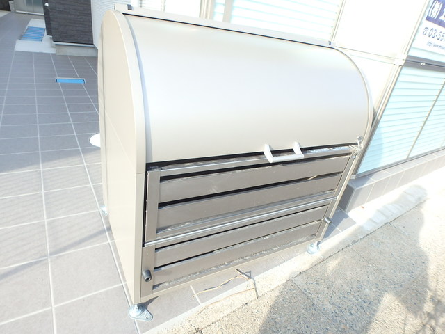 ��ʌ��������܎s��{��㏬���̃A�p�[�g�̂��̑�