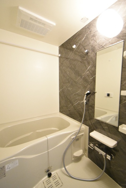 ��ʌ��������܎s������[��Q���ڂ̃A�p�[�g�̃o�X