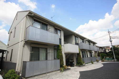 ��ʌ��������܎s�Y�a��j���J�Q����10-15�̃A�p�[�g�̌����O��