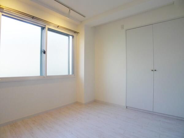 ��ʌ������s�����T���ڂ̃}���V�����̂��̑�