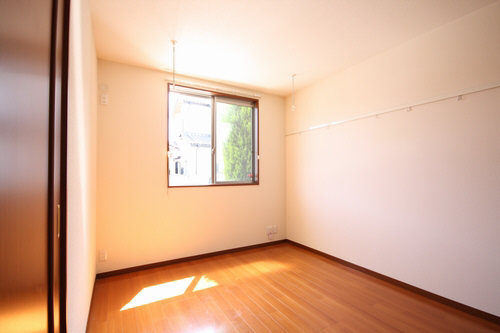 ��ʌ��������܎s�Y�a��j���J�Q���ڂ̃A�p�[�g�̂��̑������E�X�y�[�X