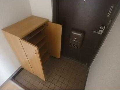 ��ʌ��������܎s��{��V�����P���ڂ̃}���V�����̌���