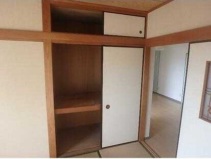 ��ʌ��������܎s��{��V�����P���ڂ̃}���V�����̎��[