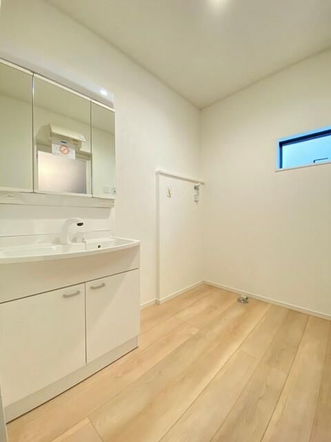 ��ʌ��������܎s�΋�厚�����̈�ˌ��Ă̐��ʏ�