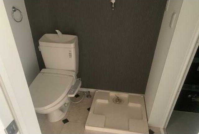 ��ʌ��������܎s�k����i���Q���ڂ̃A�p�[�g�̃g�C��