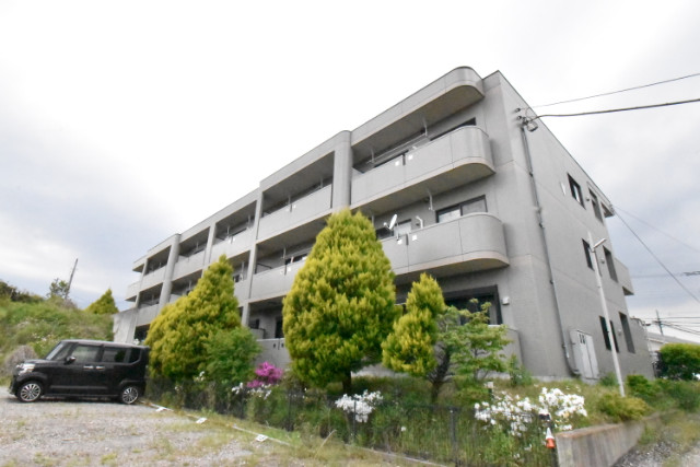 ��ʌ�����s�厚���s������̃}���V�����̌����O��