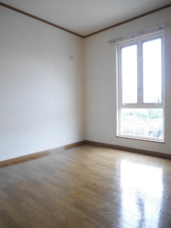 ��ʌ�����s�厚�����̃A�p�[�g�̂��̑������E�X�y�[�X