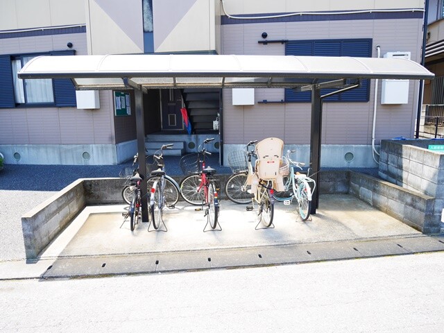 ��ʌ��������܎s�����擌��{�U���ڂ̃A�p�[�g�̂��̑�