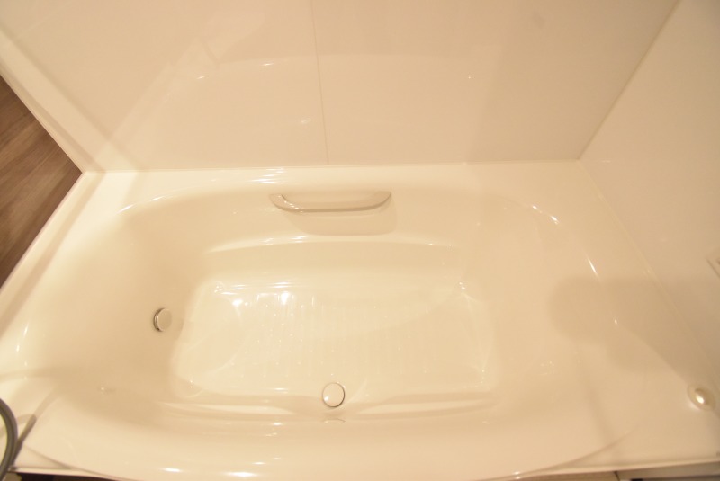 ��ʌ��O���s����c�Q���ڂ̃}���V�����̃o�X