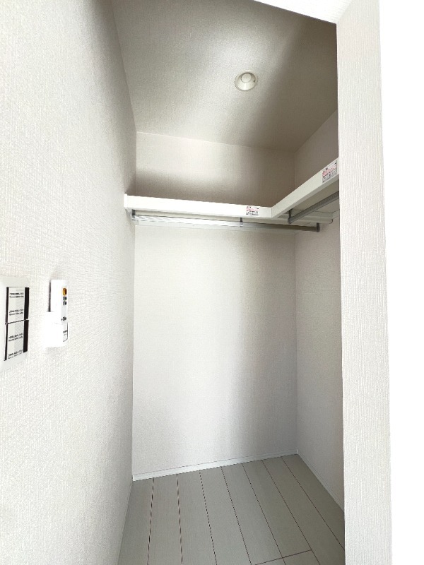 ��ʌ�����s������P���ڂ̃A�p�[�g�̎��[