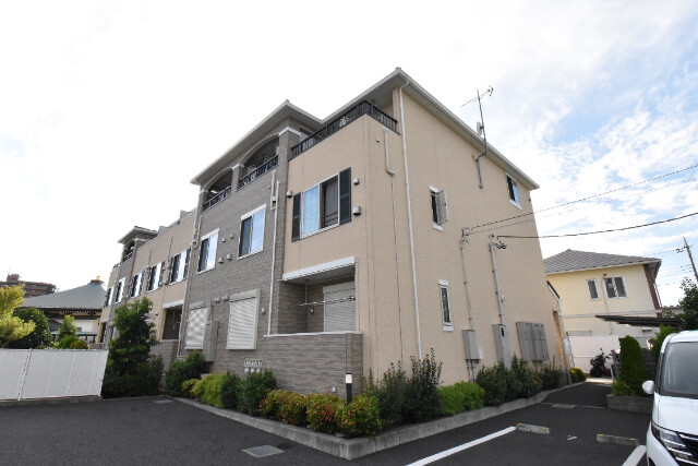 ��ʌ�����s���ԂQ����13-21�̃A�p�[�g�̌����O��